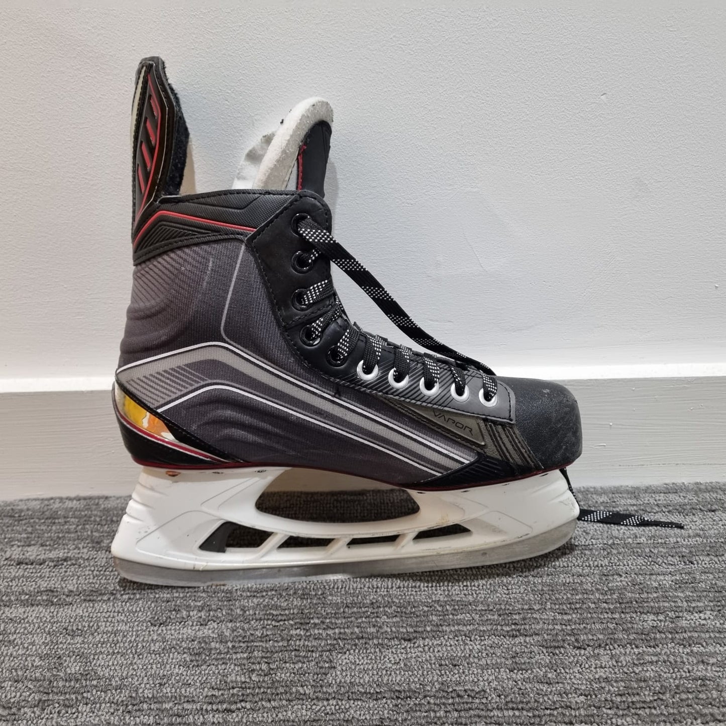 2nd Hand Bauer X600 Box 8 (8.5 UK)